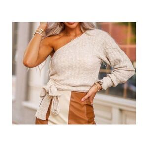 Le Lis One Shoulder Sweater